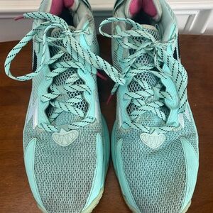 Adidas Dame 8 "Young Dolla"